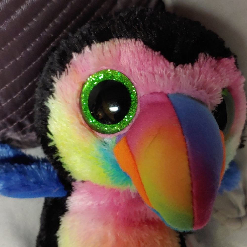 Ty TySilk Beanie Baby 6" Beaks Parrot Stuffed Animal Toy - Picture 3 of 6